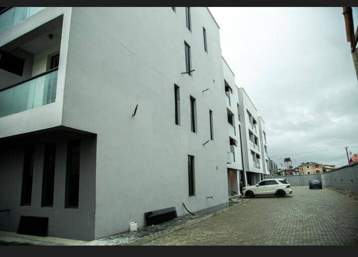 Luxury 2–4 Bedroom Maisonettes & Flats with BQ for Sale in Igbo Efon, Lekki 4