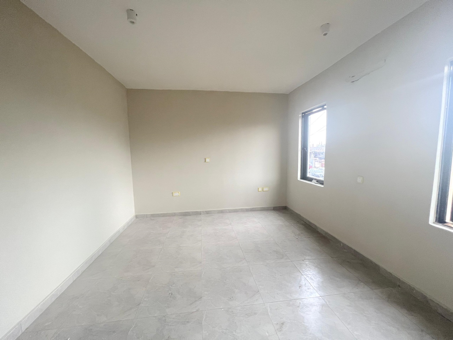 Luxury 1–3 Bedroom Flats for Sale in Surulere, Lagos – Greater Lagos County Apartments 5