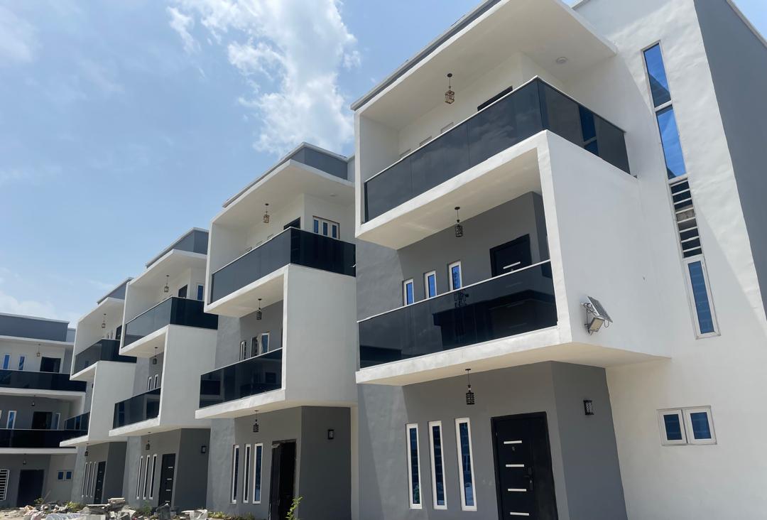 Premium 2, 3 & 4 Bedroom Homes for Sale in Sura, Lagos Island 3