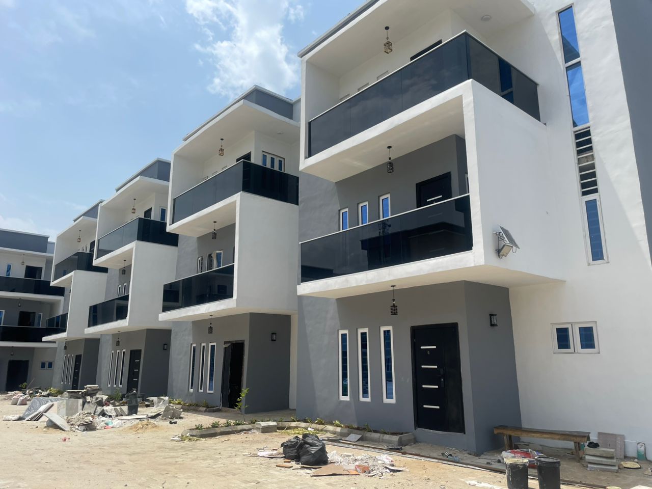 Premium 2, 3 & 4 Bedroom Homes for Sale in Sura, Lagos Island 4