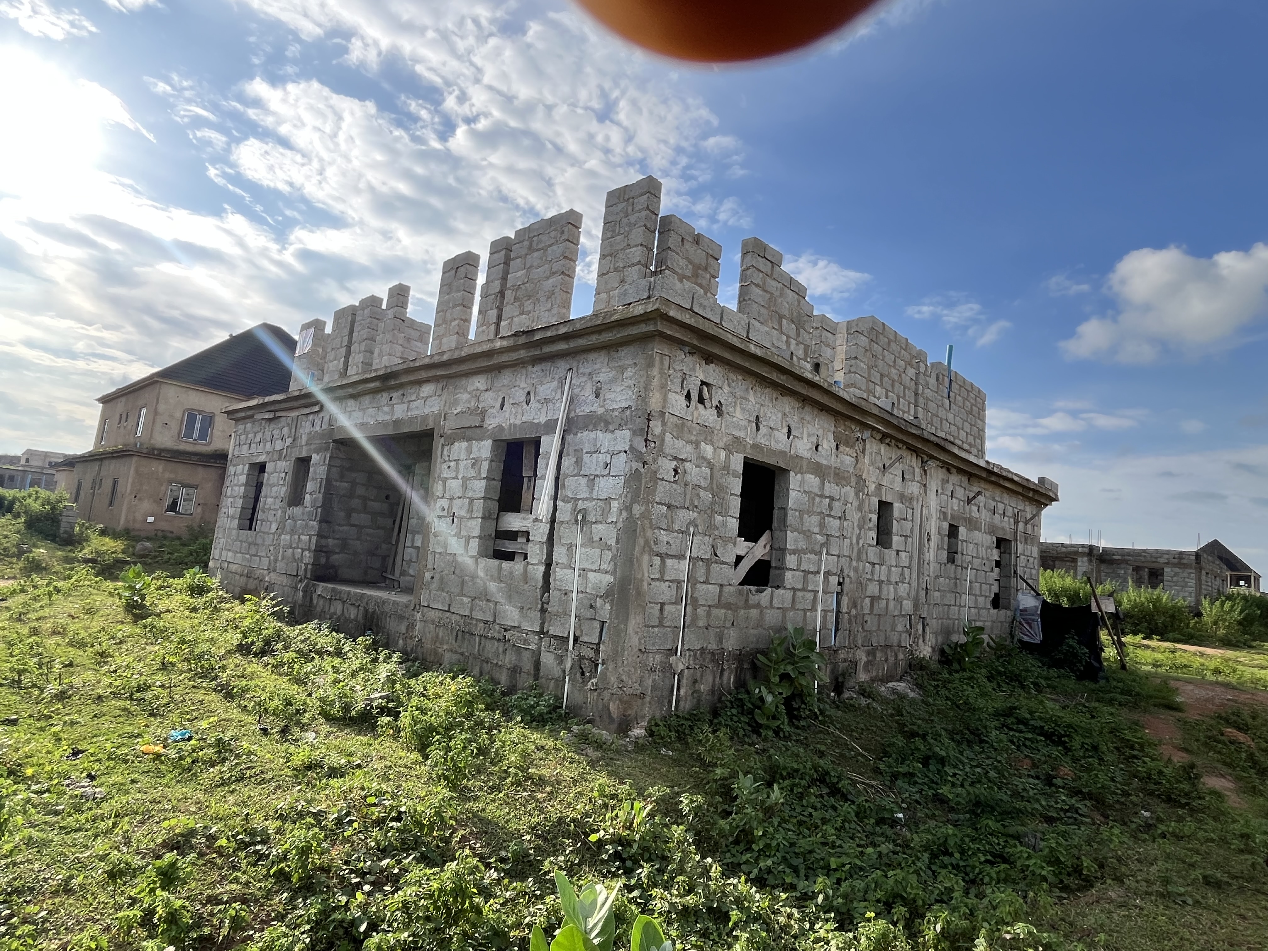 Uncompleted 5 bedroom penthouse in Lugbe  2